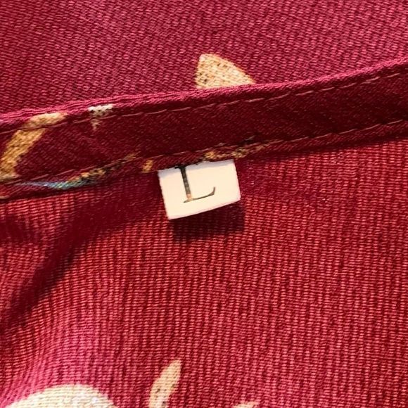 🆕Floral Blouse - Picture 8 of 9